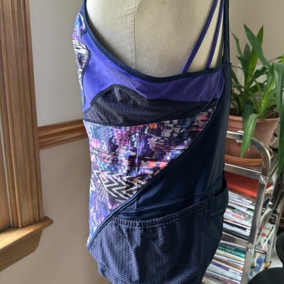 Athleta Sport Tank, Blue and Multi, Built in Support, XL, Excellent Condition - Picture 5 of 11